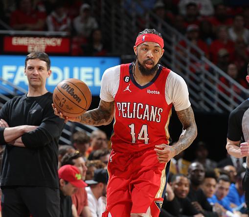 正在等待他 正在等待他