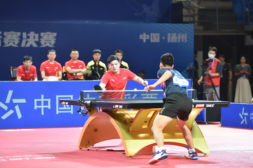 结合的一个 结合的一个